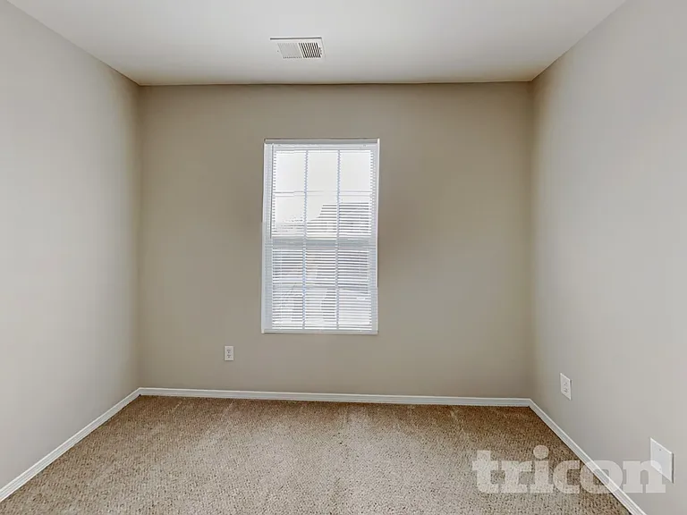 4628 Meadowfield Rd — Photo 14