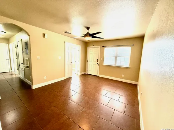 451 Hub, San Antonio, TX 78220