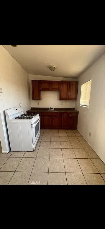 1 bed, 1.0 bath, 650 sqft, $900 — Photo 4