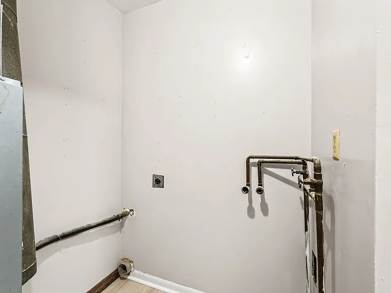 213 Southerly Hills Dr — Photo 28