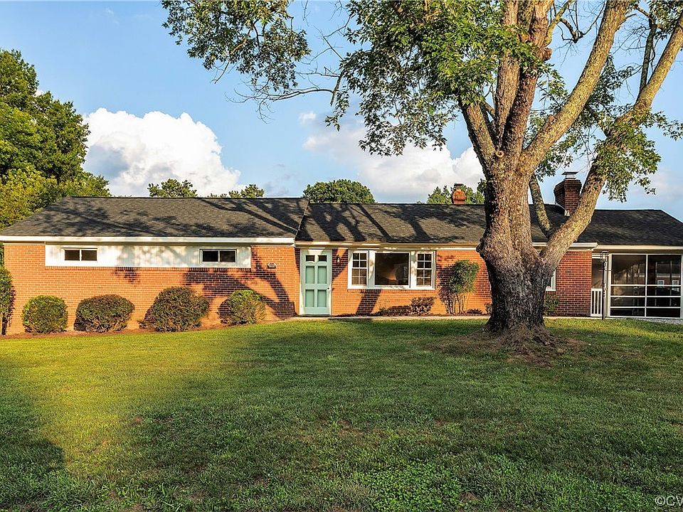 1st image of 7555 Brisbane Dr