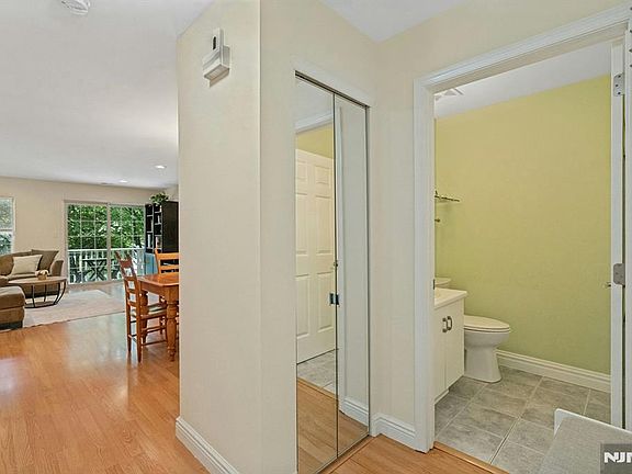 3rd image of 2262 Nash Ct