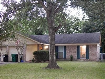 1st image of 7503 Oak Village Dr
