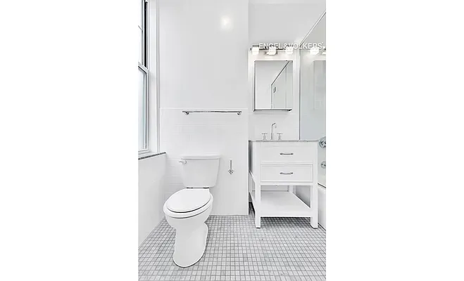 Rented by Engel & Völkers New York City | media 18