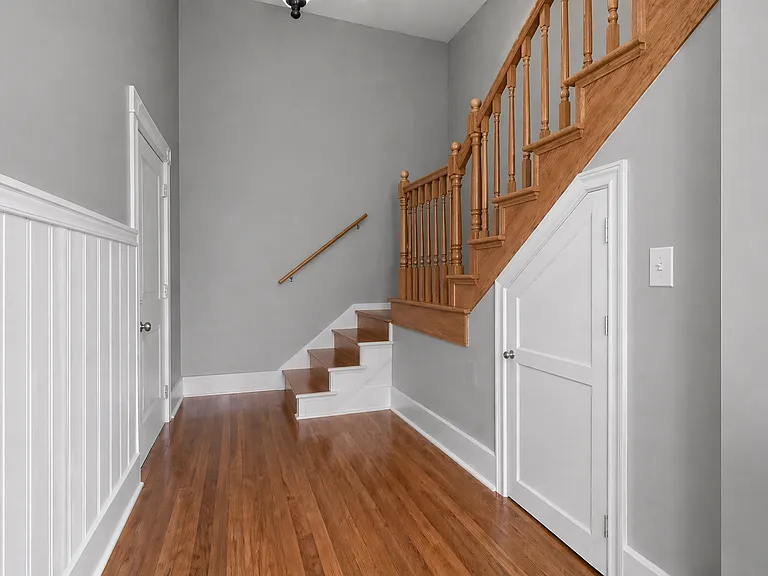 124 W Bank St #A — Photo 21