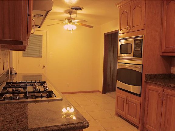 4th image of 3051 Longmeade Dr