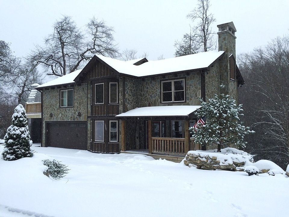 1st image of 26 Blumingway Cir