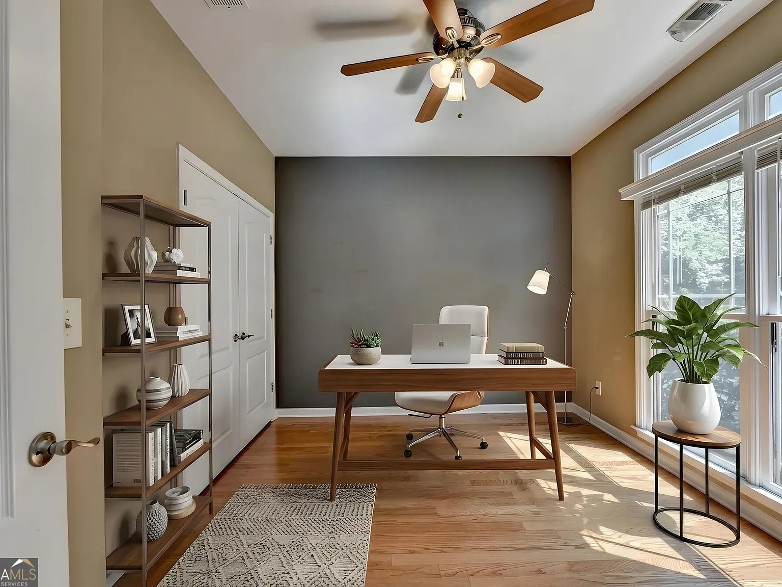 4 bed, 3.0 bath, 3338 sqft, $3,800 — Photo 4