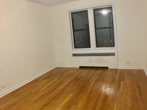 5th image of 55 Linden Blvd APT 4D