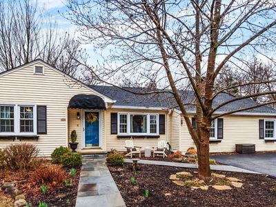 8 Canterbury Lane, New Windsor, NY, 12553