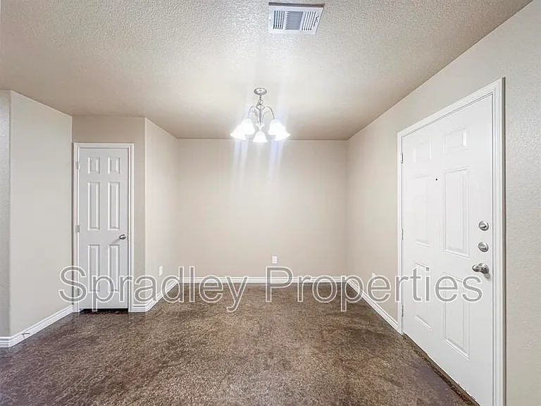 1420 Leon Rd — Photo 5