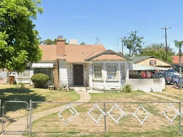 526 8th St, Bakersfield, CA 93304