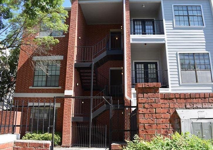 1st image of 712 W 21st St APT 303
