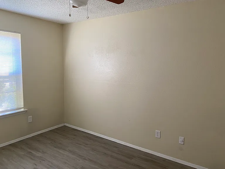 5808 Woodsetter Ln — Photo 6