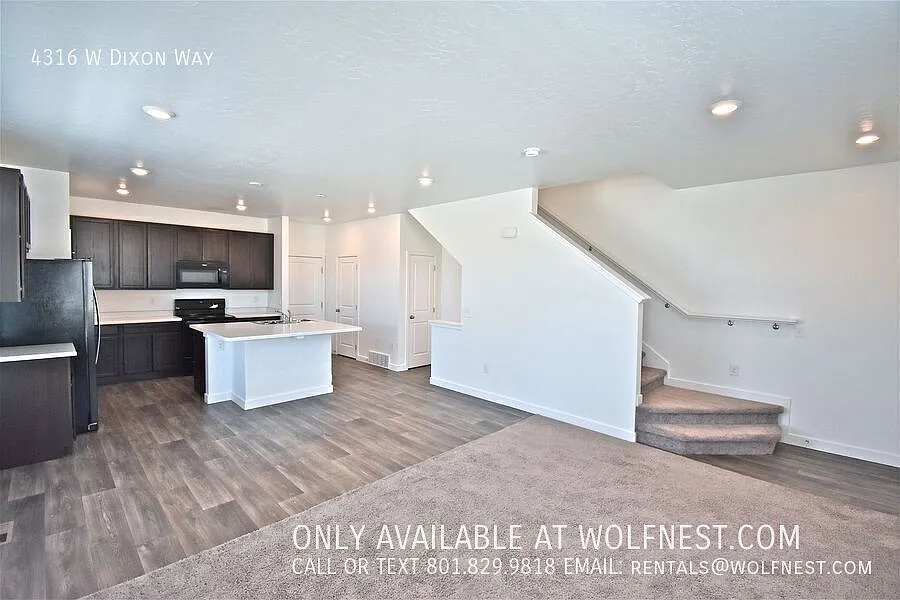 4 bed, 3.5 bath, 2129 sqft, $2,195 — Photo 3