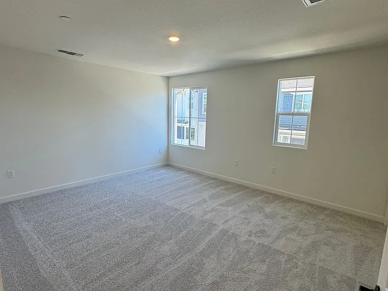 211 Stargaze Ln — Photo 16