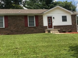 717 Overton Dr, Clarksville, TN 37042
