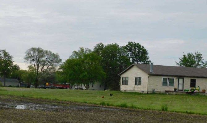 2nd image of 2704 Sheick Rd