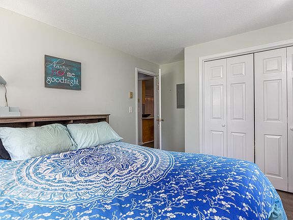 4th image of 2 New Colony Dr Unit 14