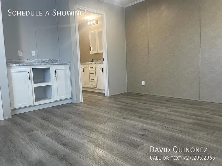 701 W Mill St #173 — Photo 3