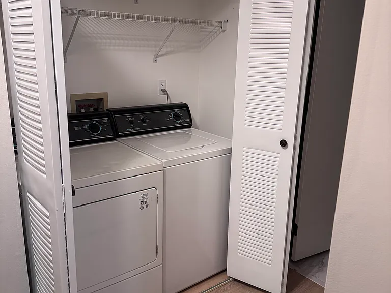 1403 Squirrel Rd — Photo 10