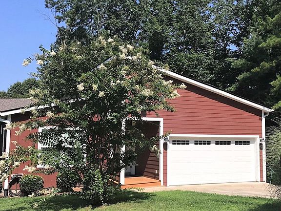 2nd image of 12 Loblolly Ln