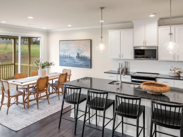 43 Scarlet Sage Dr, Fuquay Varina, NC 27526