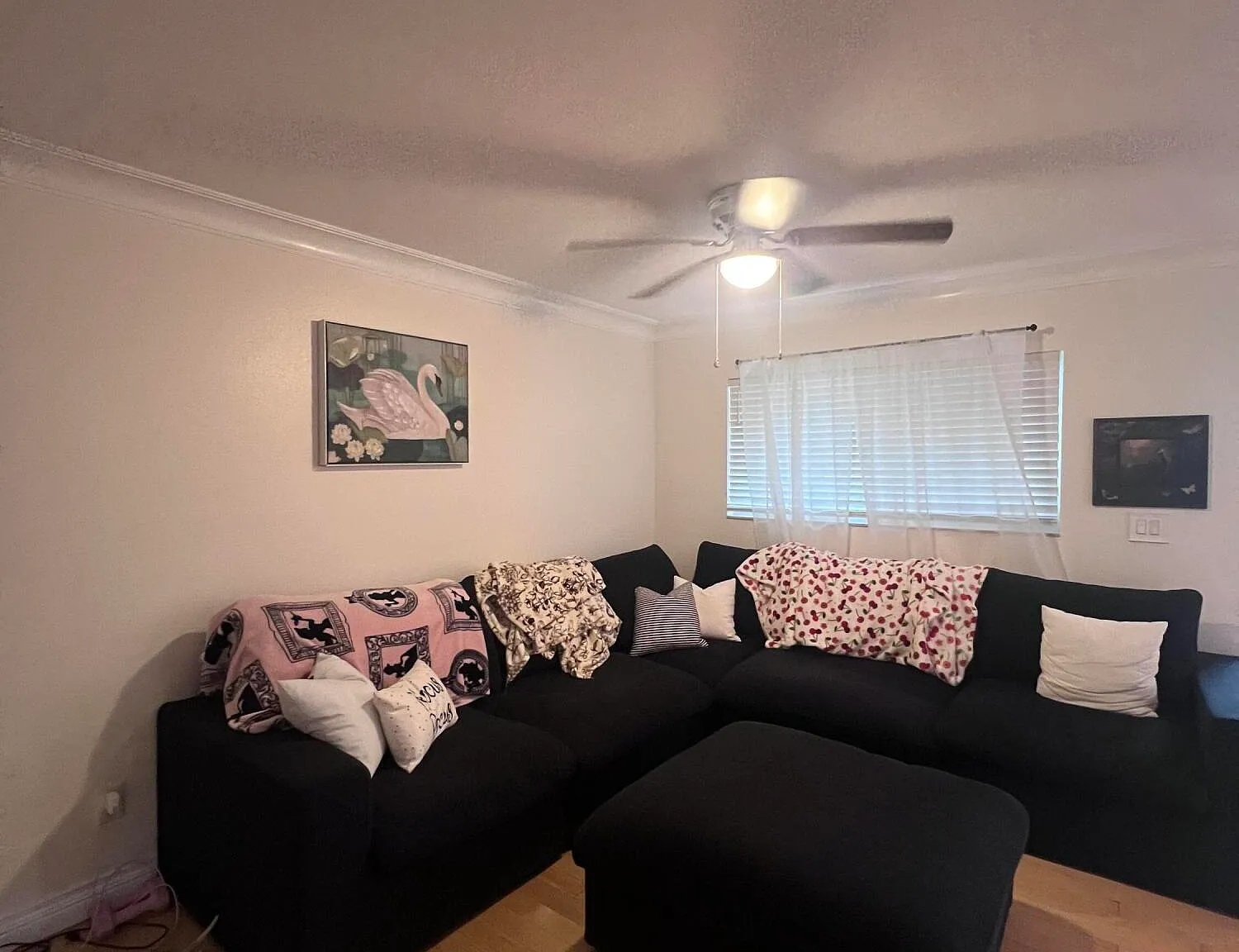 3 bed, 2.5 bath, 1326 sqft, $2,700 — Photo 4