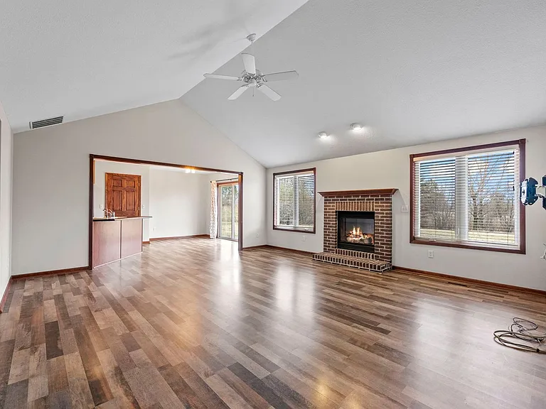 3510 Flowing Brook Dr — Photo 25