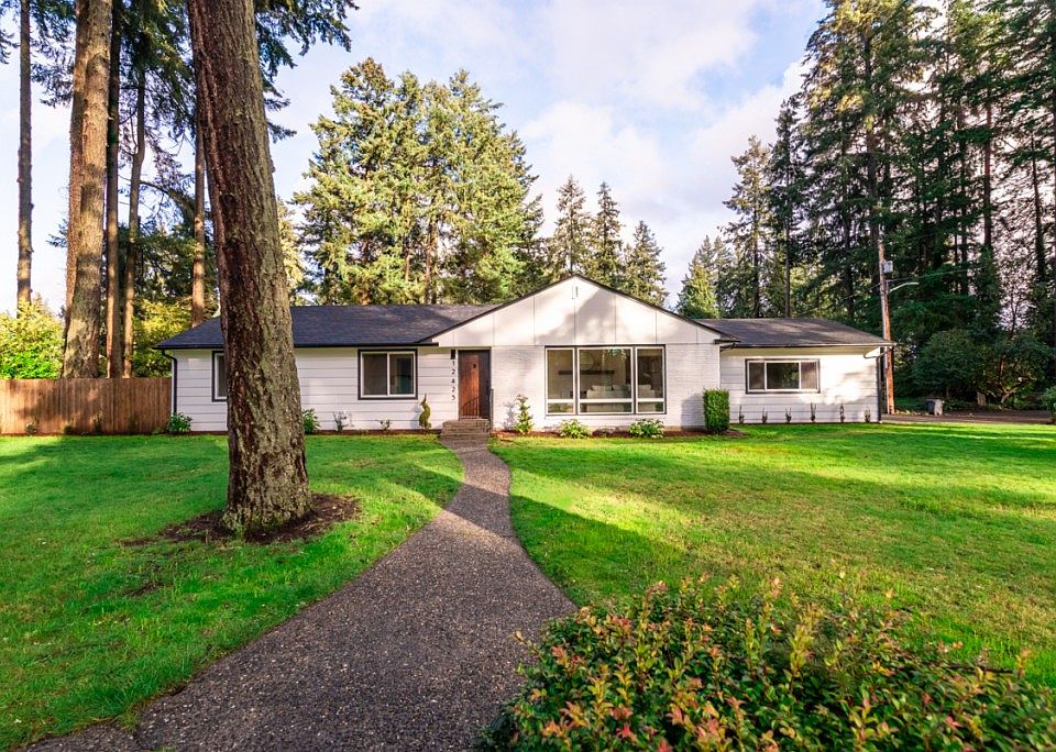 1st image of 12423 Avenue Dubois SE