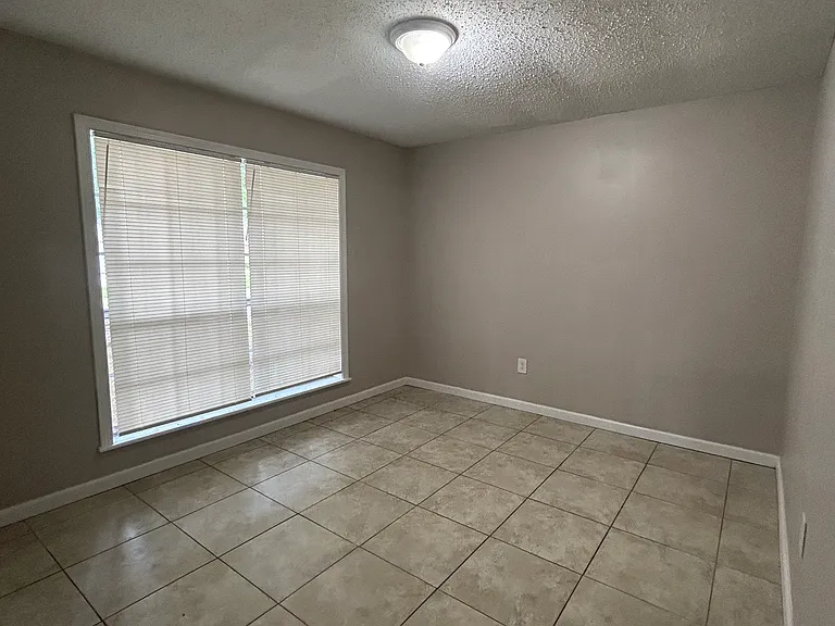 336 Foxboro Dr — Photo 13
