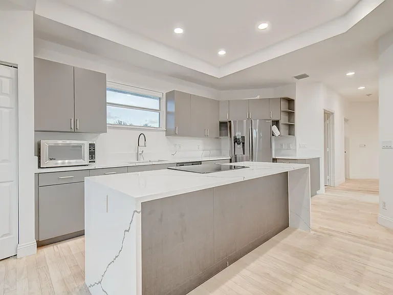 21 Oceanview Dr #C — Photo 11