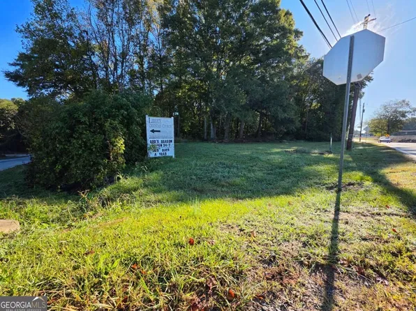 18 E Johnson St, Temple, GA 30179