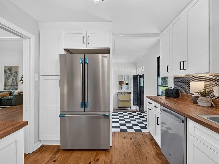 137 Brandywine Rd — Photo 21