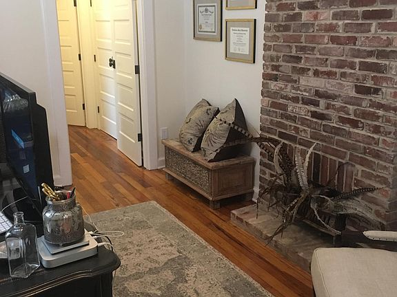 3rd image of 1804 Cambronne St