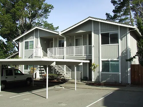 1985 Ascot Dr #3 Photo 1