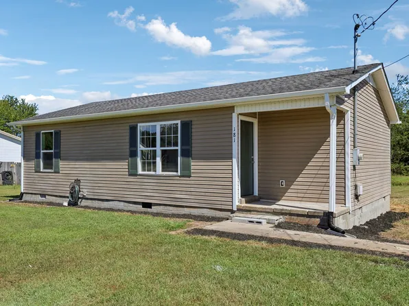 181 S C St, Hillsboro, TN 37342