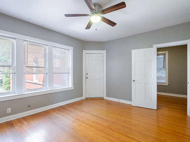 3403 N Hamlin Ave #1 — Photo 5