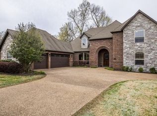 1070 Hunters Pointe, Bentonville, AR 72712