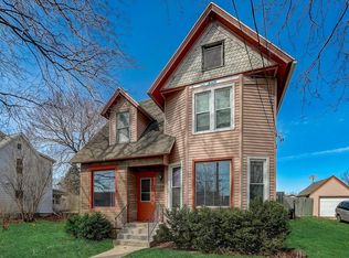 423 Main St, Arlington, WI 53911