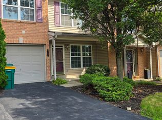 1227 Cross Creek Dr, Mechanicsburg, PA 17050