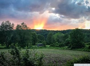 23 Mallet Rd, Copake, NY 12516