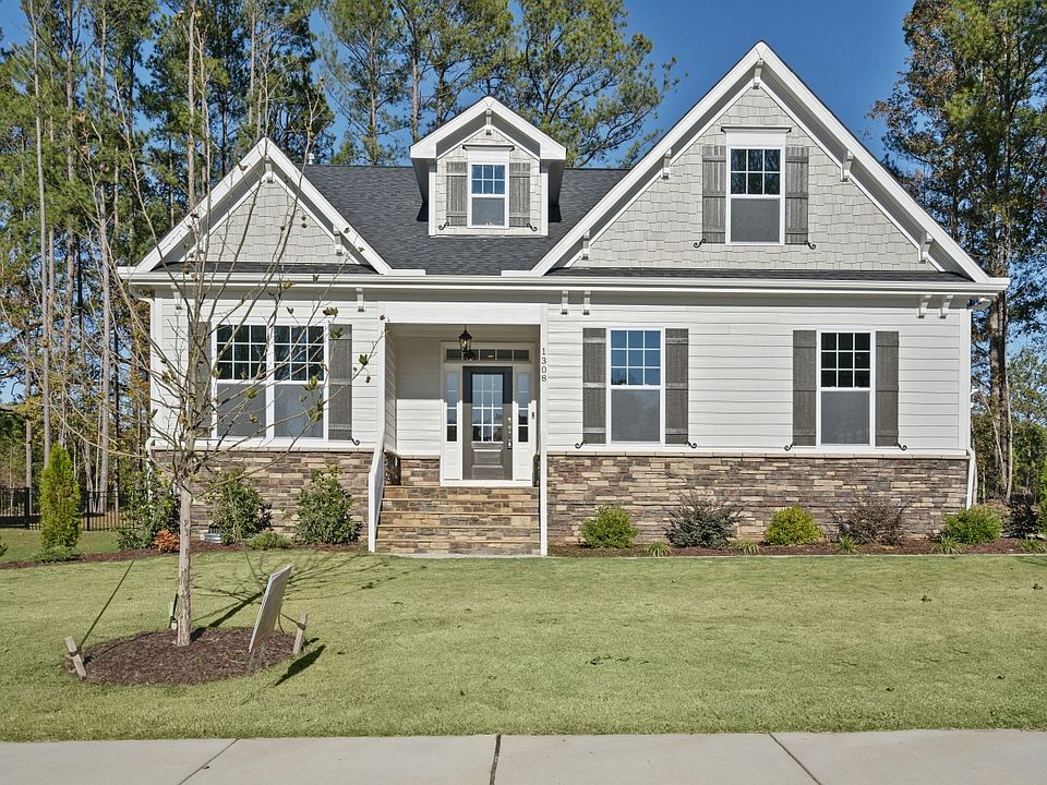 Fairview Park The Hanover Front Exterior
