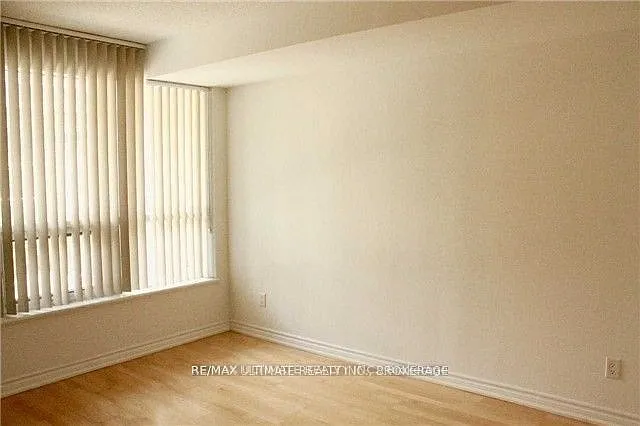 761 Bay St #303 — Photo 8