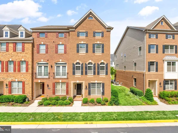 22587 Norwalk Sq, Ashburn, VA 20148