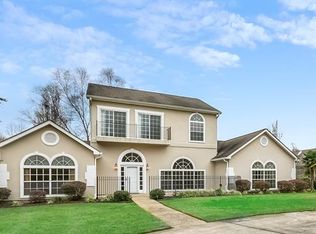 229 Churchill Downs Dr, Bush, LA 70431