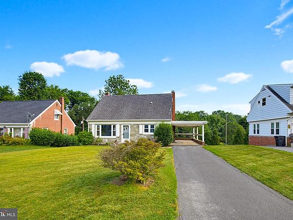 5th image of 1316 Meadowcreek Ln