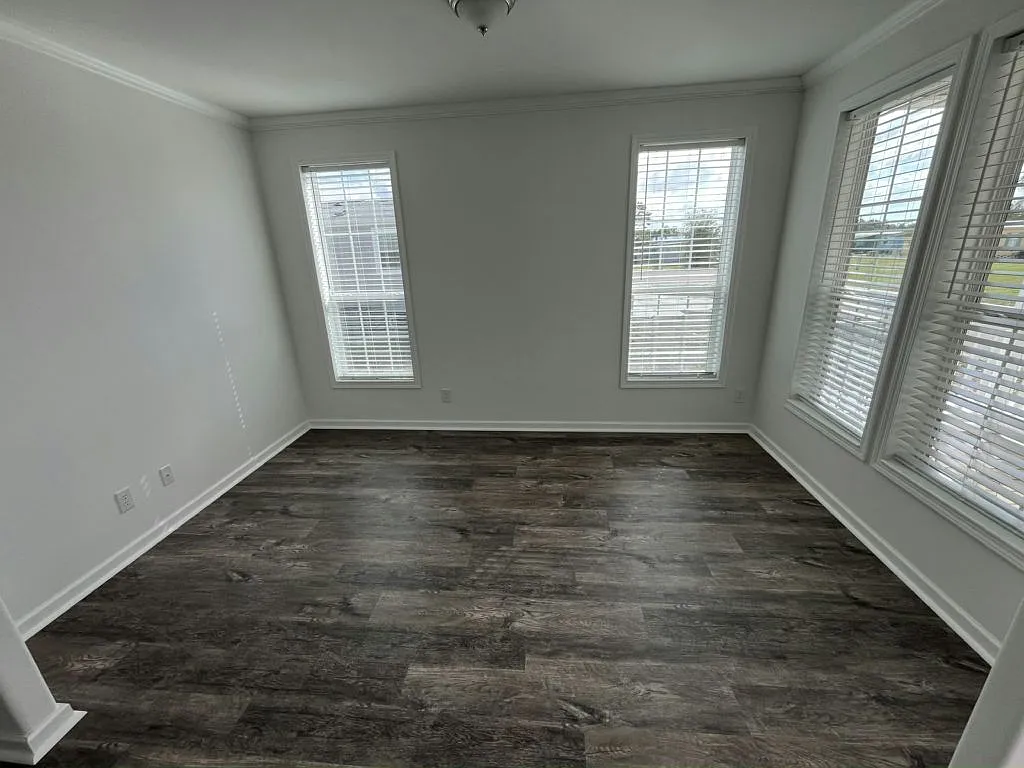 2 bed, 2.0 bath, 1669 sqft, $1,895 — Photo 3