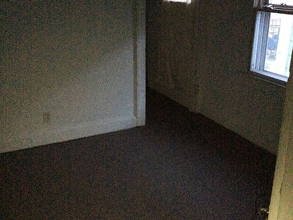 3rd image of 119 Oakley Ave