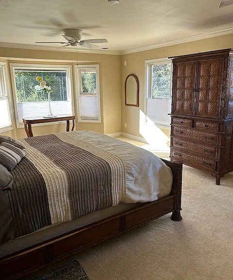 Upstairs master suite with on suite bathroom and two walk in closets